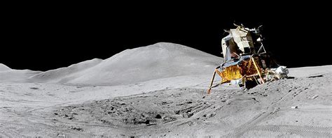 version of all the lunar surface images are included.